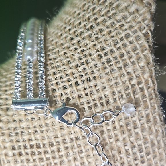 Silver and White Pearl Choker Necklace With Diamond Accents - Picture 3 of 11